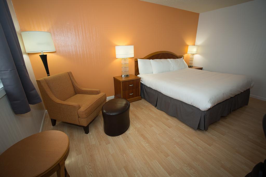 Econo Lodge Альянс Екстер'єр фото